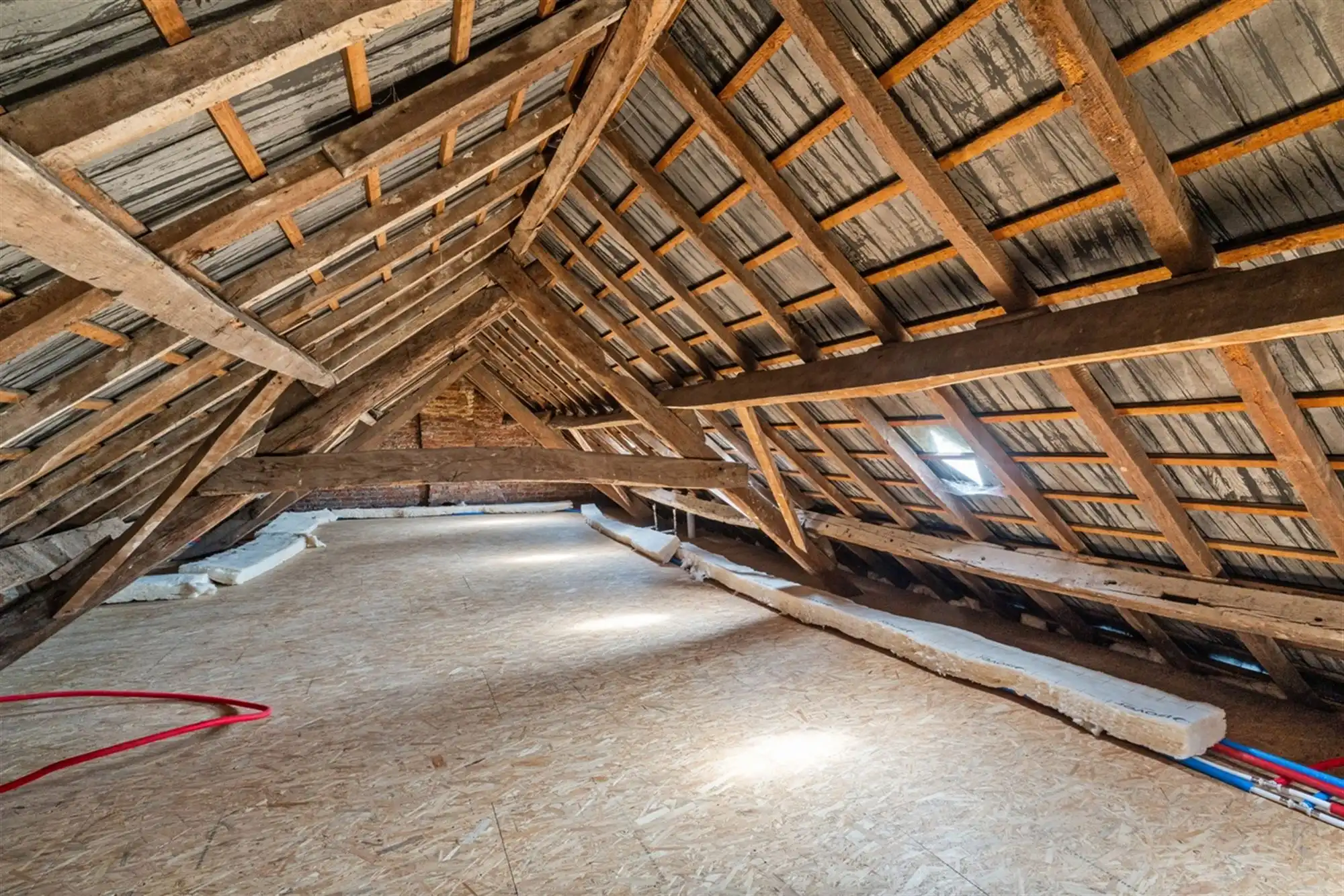 KARAKTERVOLLE WONING met 4 slaapkamers, garage & tuin op een perceel van ca. 811m² foto 33
