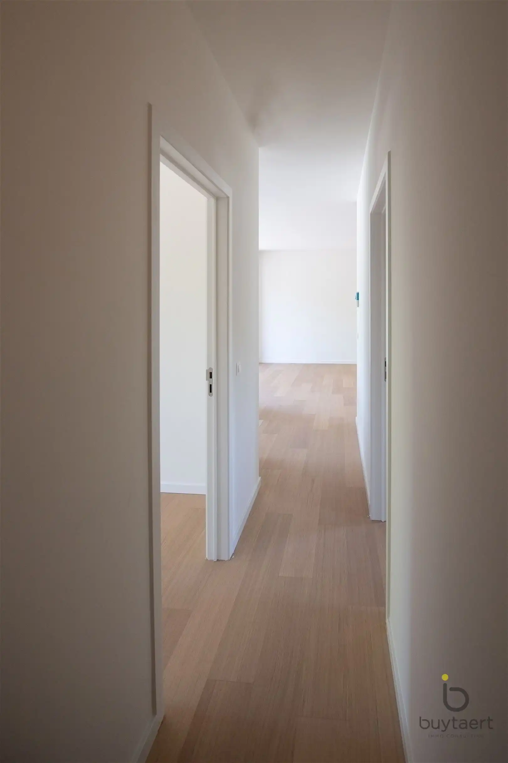 Beleef luxe, comfort en energiezuinigheid in een karaktervolle architectuur. foto 11