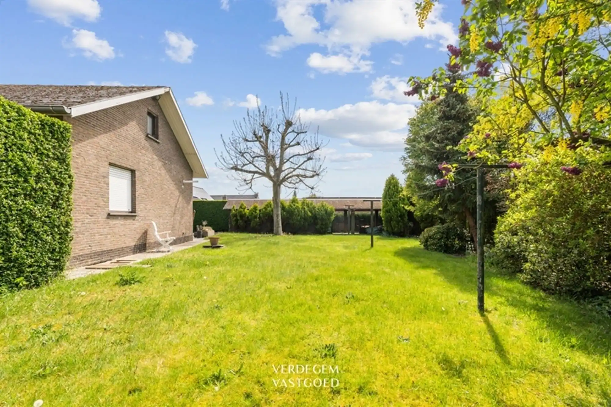 Vrijstaande woning met 3 slaapkamers op ruim perceel van 1207m² foto 17