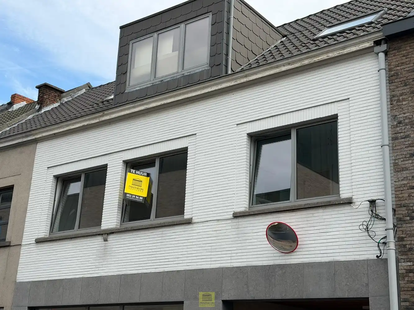 Lichtrijk 1-slaapkamerappartement in het hart van Lede foto 9