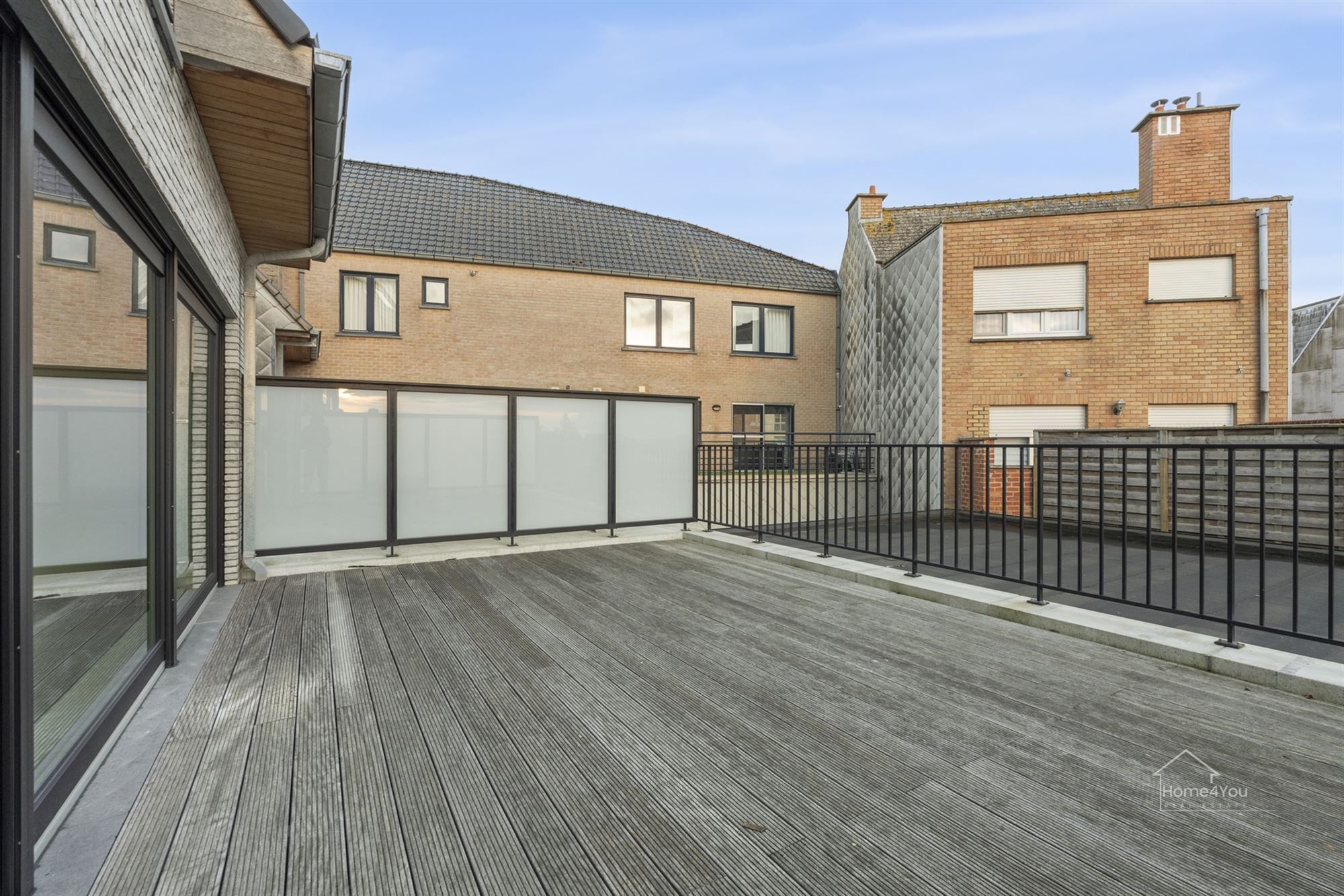 Zeer ruim 3 slaapkamer appartement (2023)  foto 15