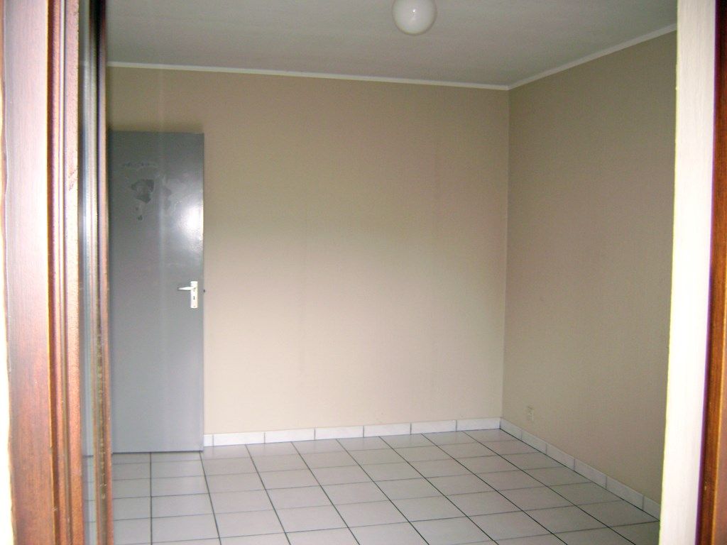 Energiezuinig appartement met 2 slpk, balkon, kelderberging en parking. foto 9