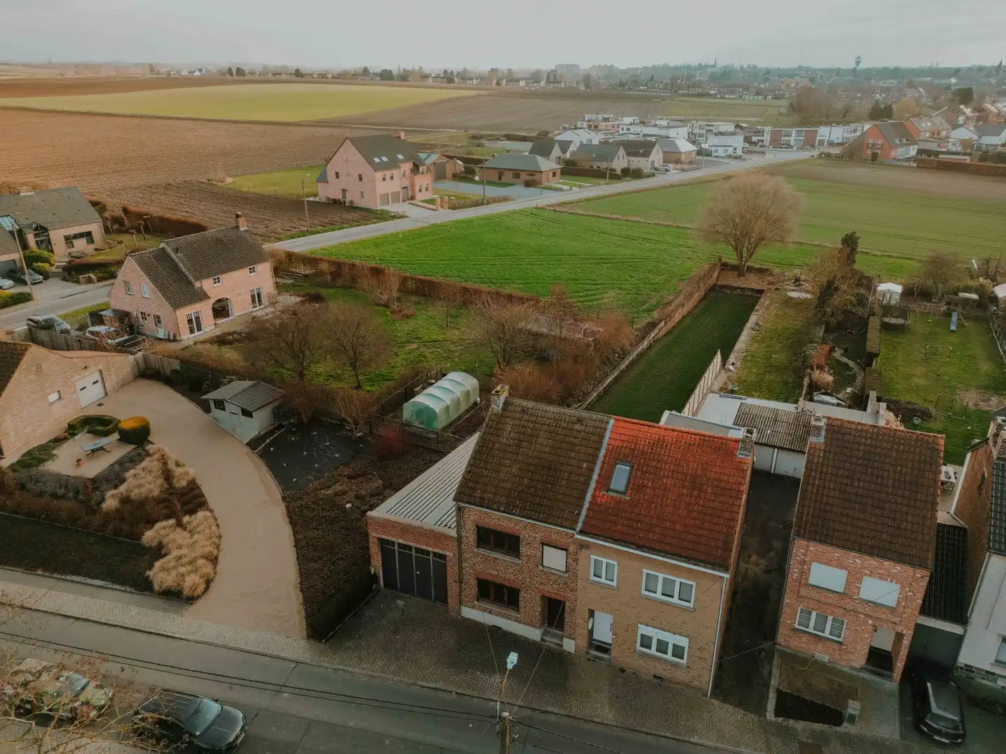 Rustig gelegen woning met 4 slaapkamers foto 28