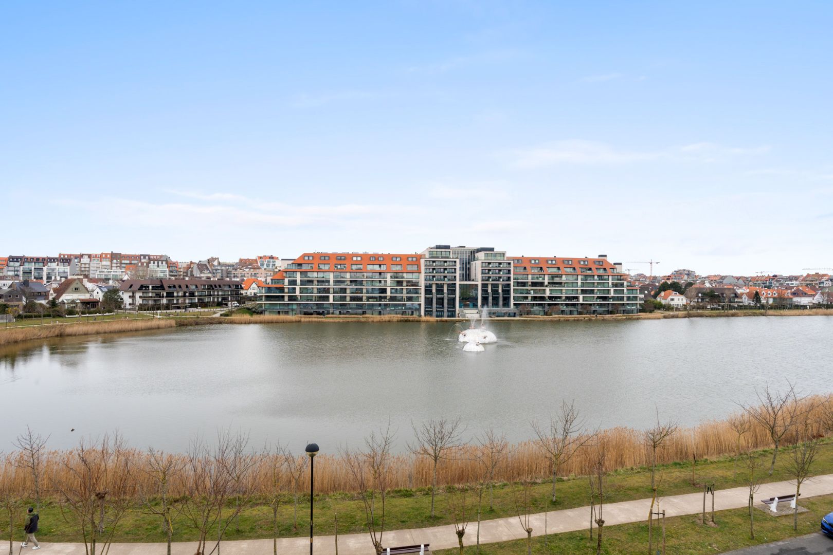 Prachtig gerenoveerd appartement met open zicht op het Zegemeer foto 1