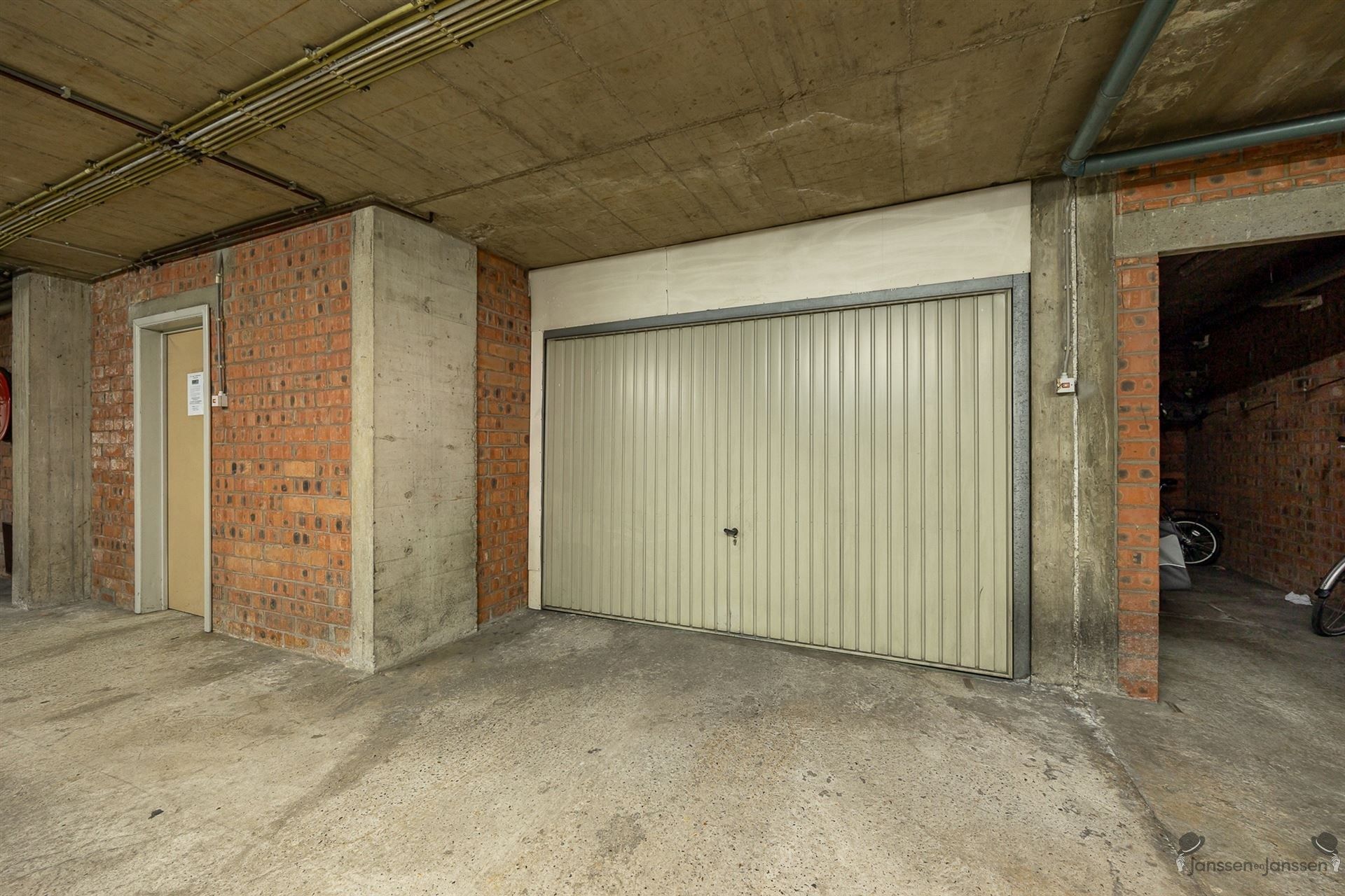 Charmant appartement nabij hartje Deurne foto 16