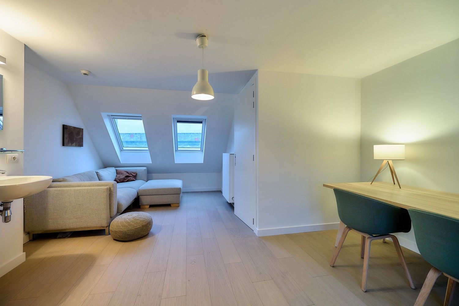 Gerenoveerde interbellum burgerwoning met 4 slaapkamers en grote tuin. foto 20