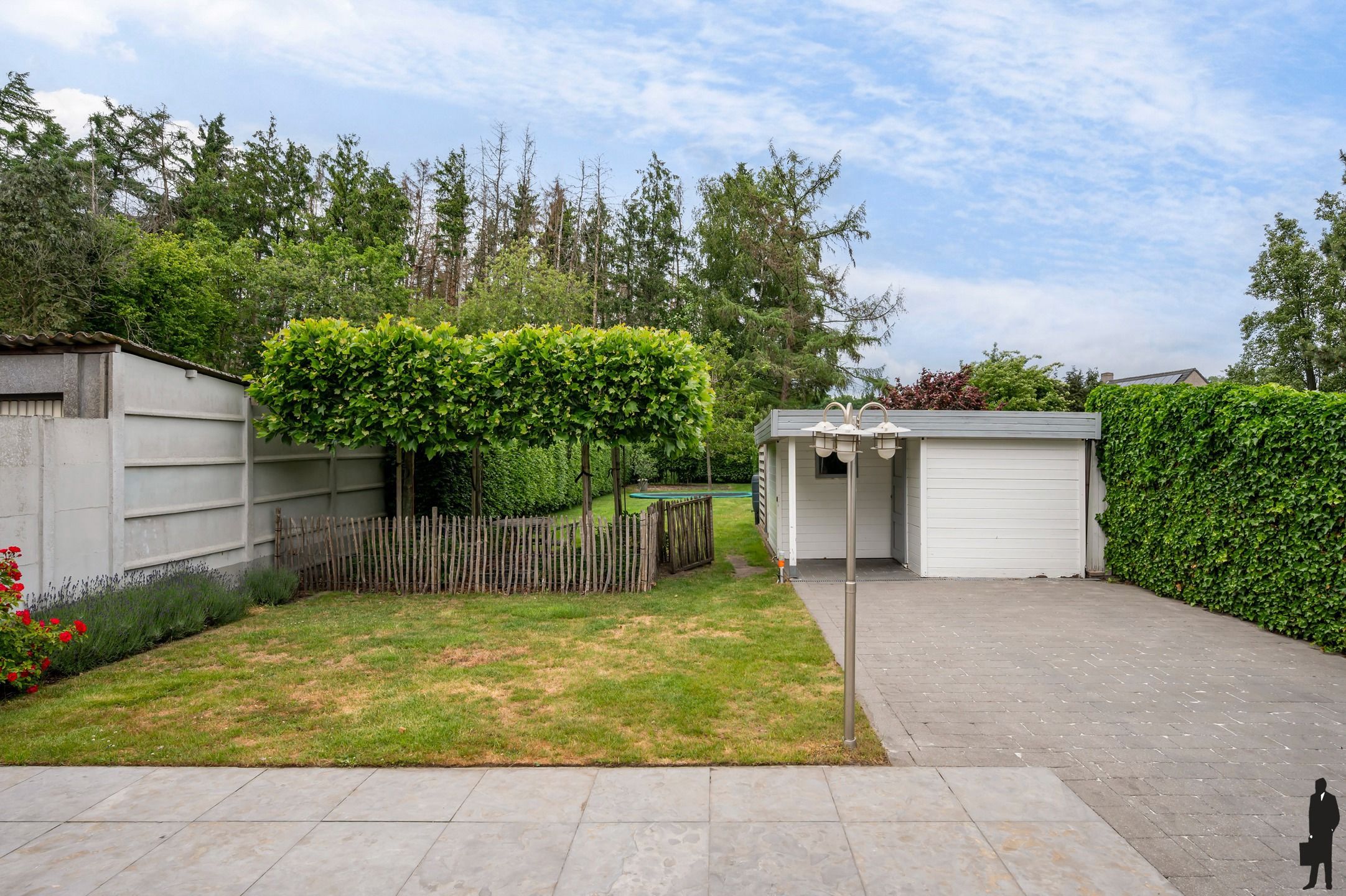 Woning met praktijkruimte  foto 30