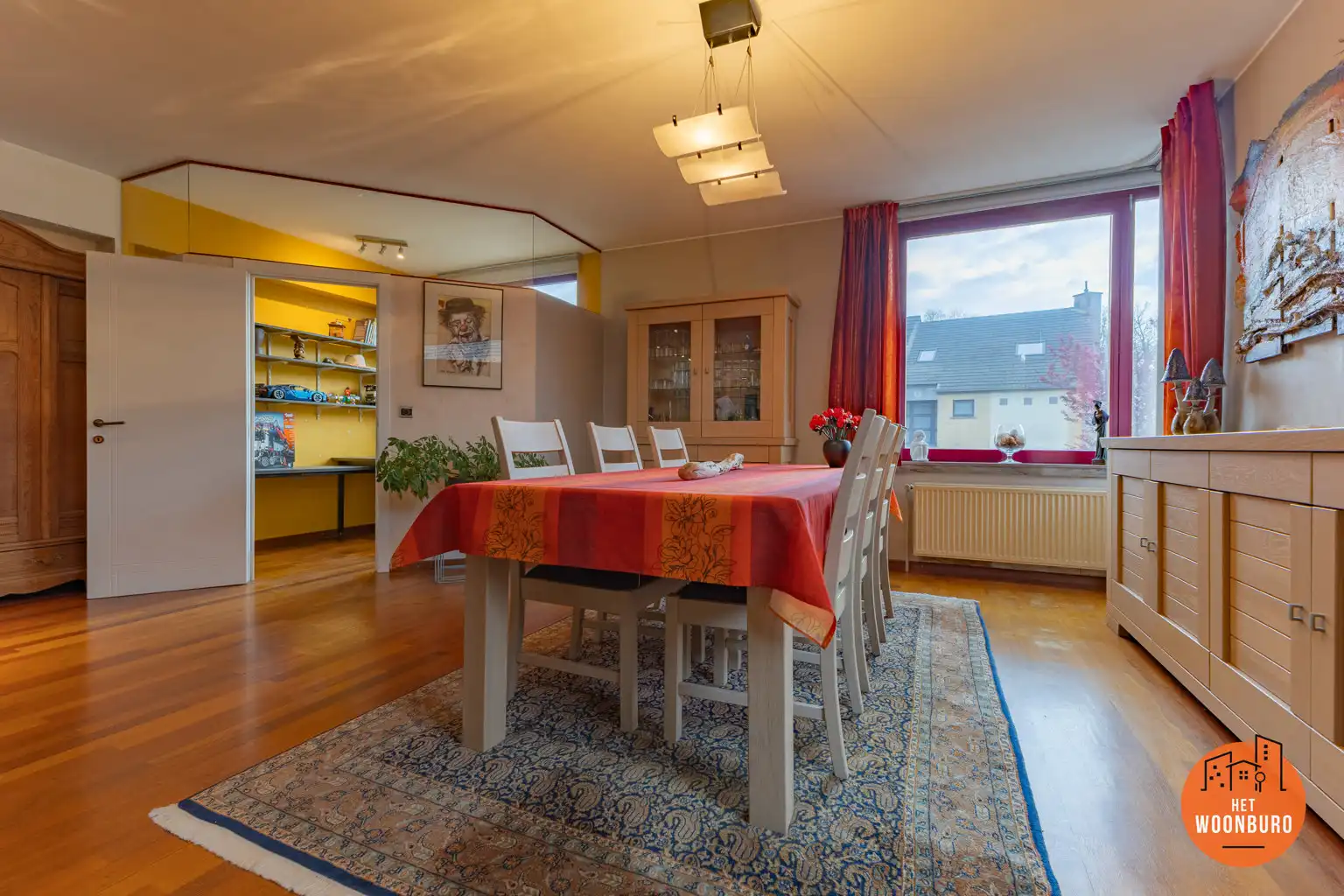 Ruime woning: 5 slpks, garage en grote tuin op toplocatie foto 9