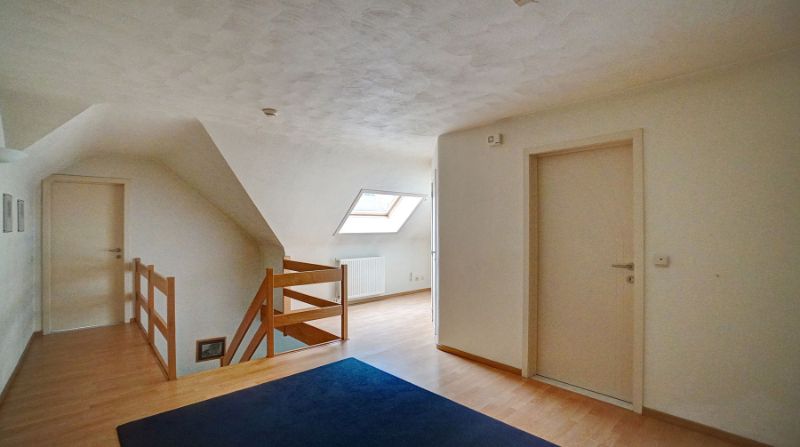 Zeer ruime villa van 391m² op 25 are met openluchtzwembad foto 17