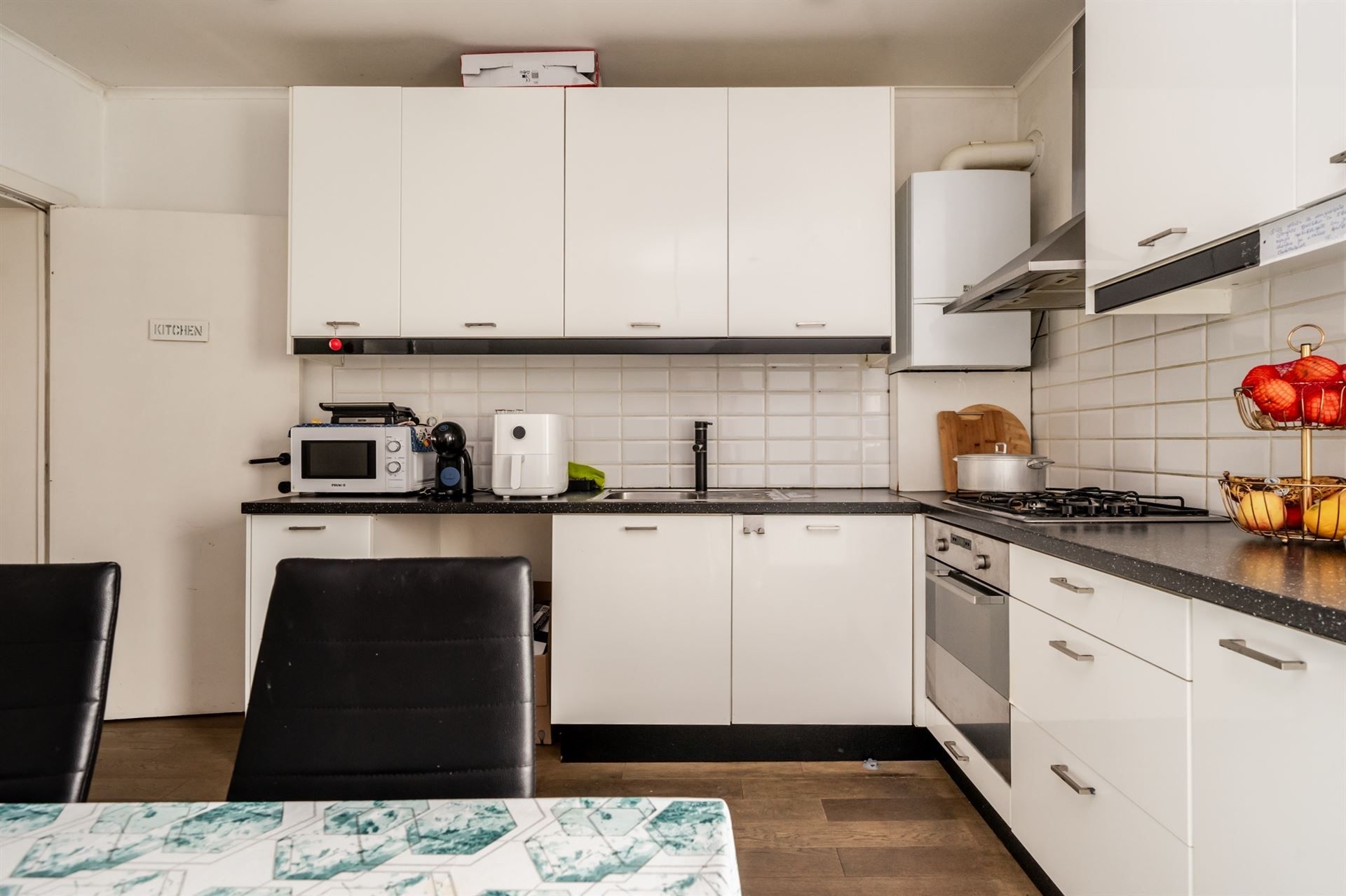 Duplex app met 3 slpks, terras en garage. foto 2