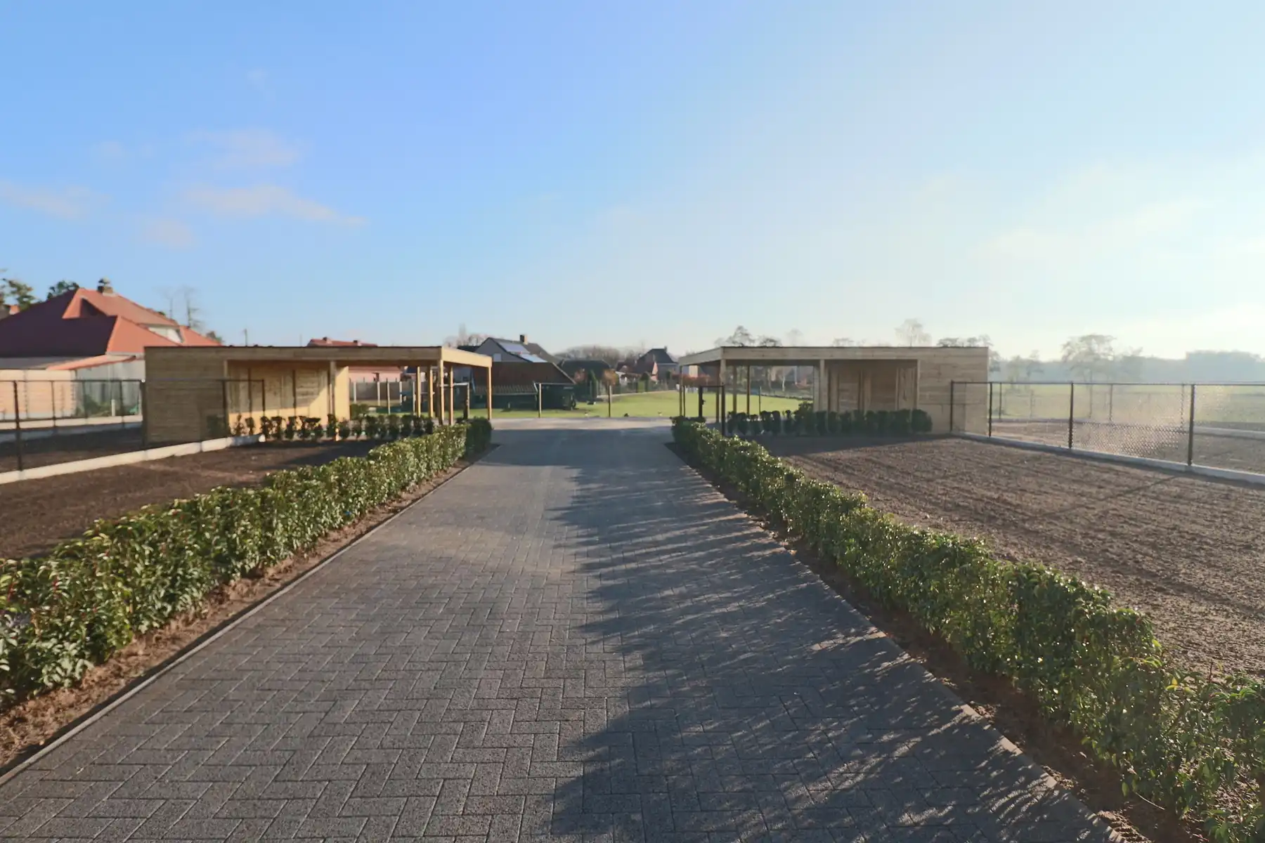 Halfopen woning met 3 slaapkamers en fietsenberging/carport op perceel van ca 540m² foto 23