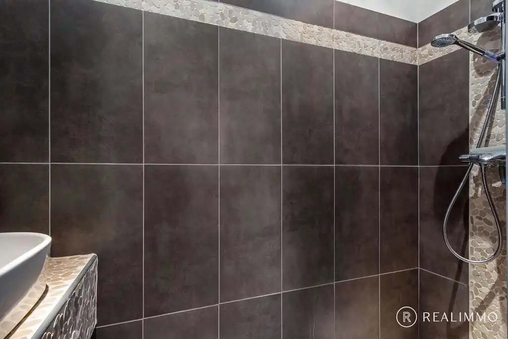 Luxueuze penthouse van 160 m² met 3 slaapkamers en parkting te Dottenijs! foto 17