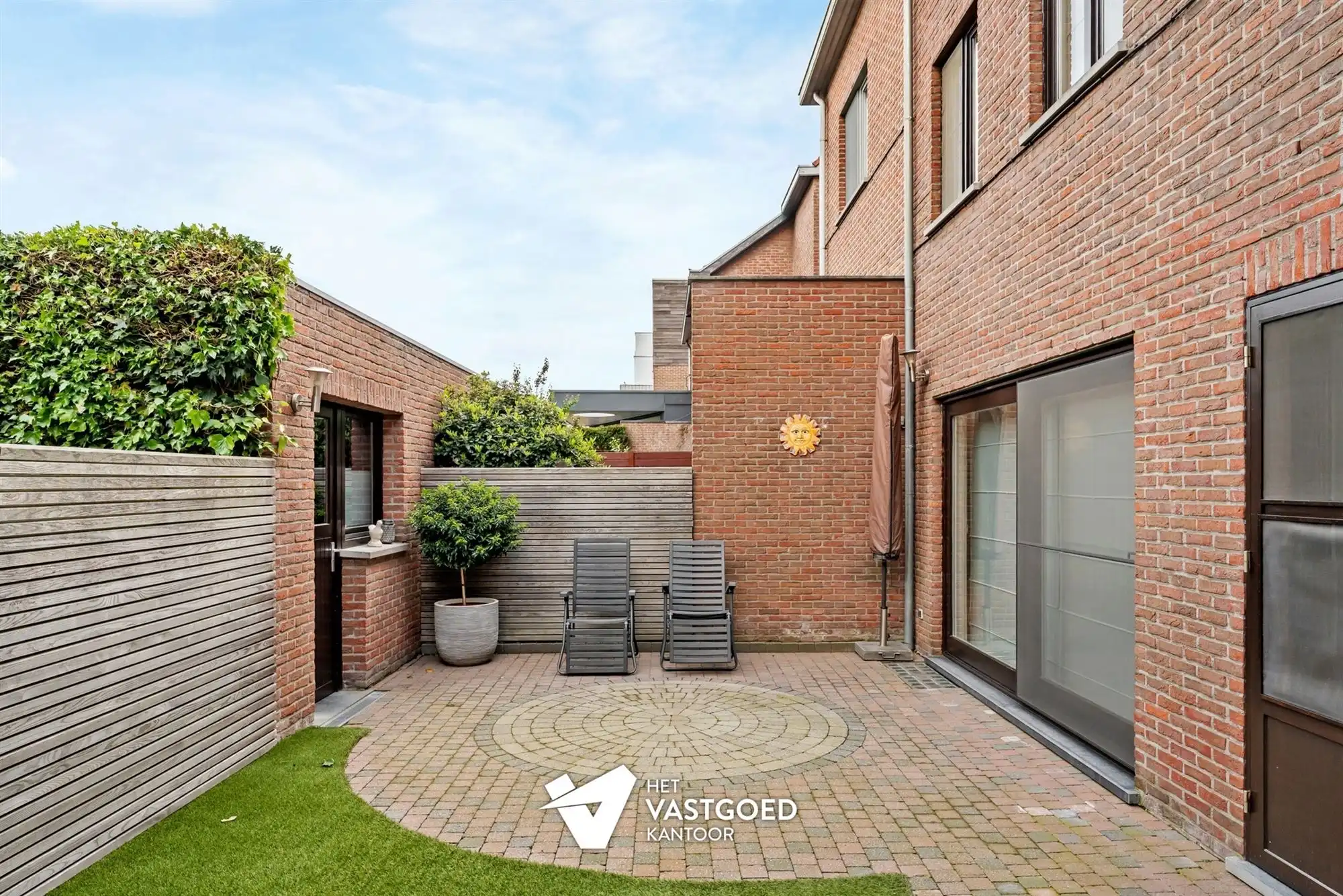 PERFECT ONDERHOUDEN STADSWONING (174M²) MET 5 SLAAPKAMERS EN AANPALENDE GARAGE foto 24