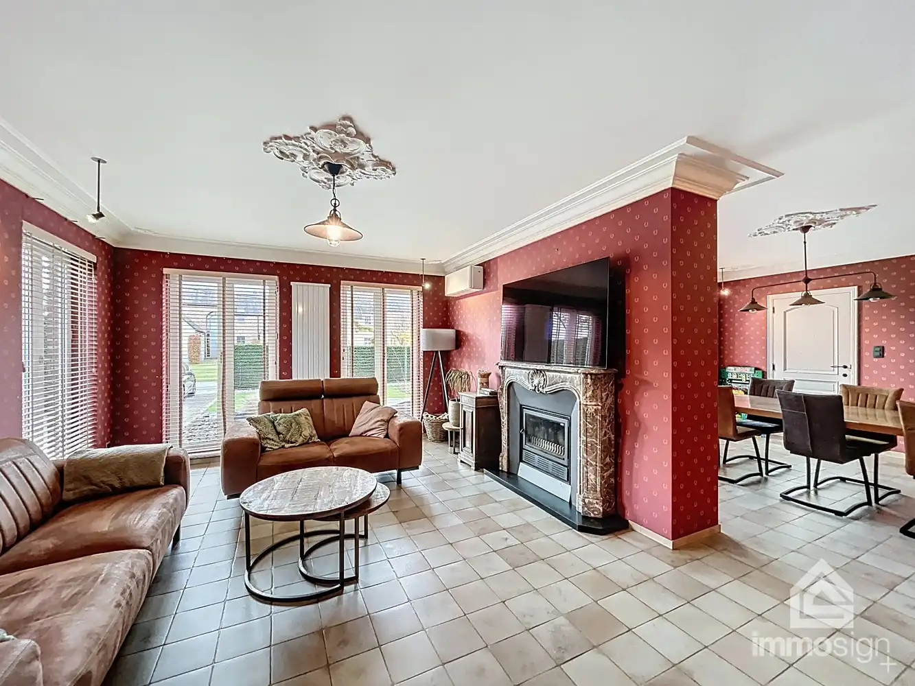 Karaktervol landhuis op 2318 m² in groene, rustige omgeving foto 8