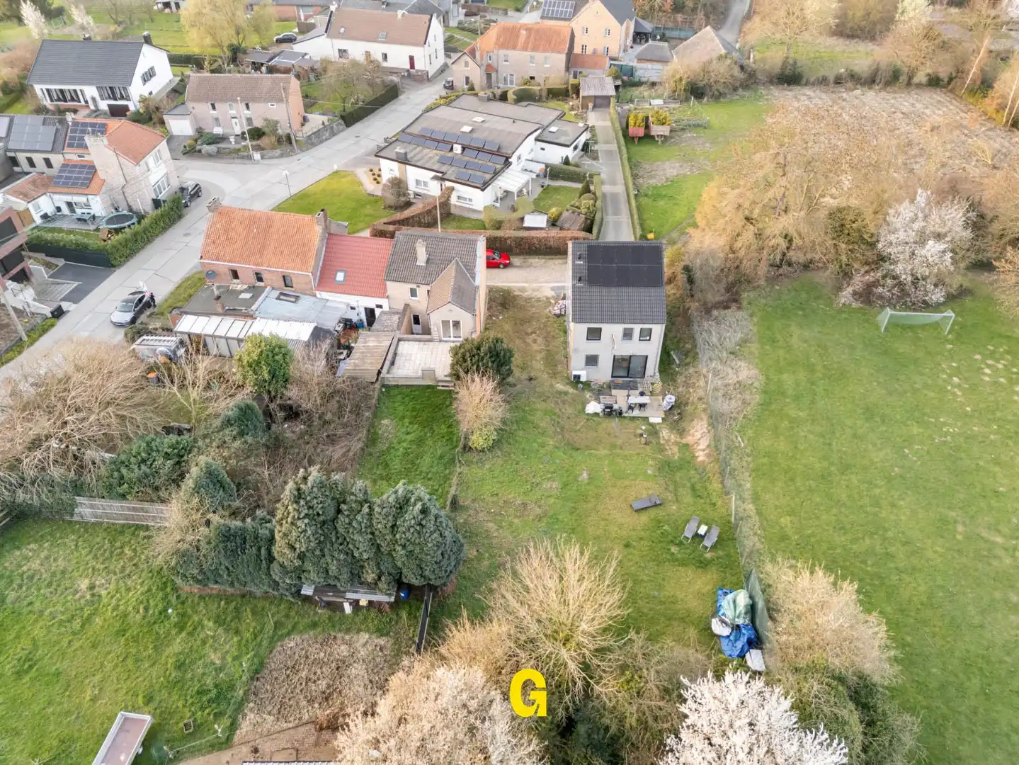 Rustig gelegen perceel bouwgrond voor een gesloten bebouwing op 3a37ca met zuid gerichte tuin te Walt Wilder foto 7