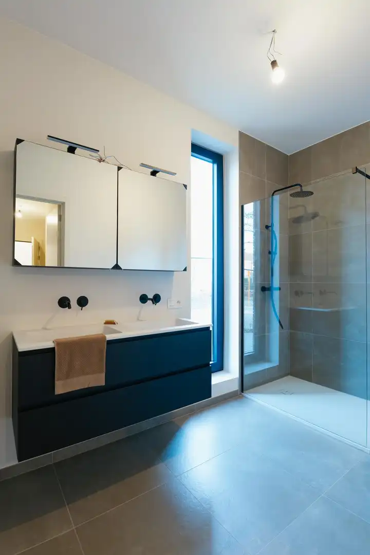 Stijlvol en instapklaar appartement op gelijkvloers. foto 10