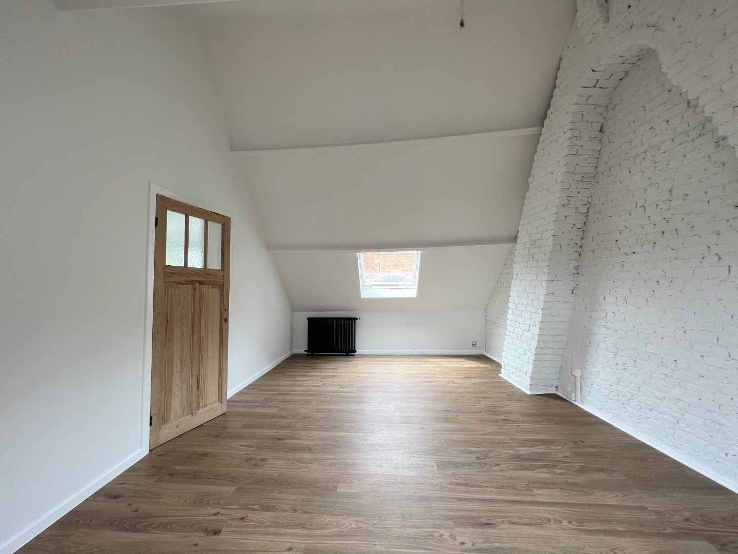 GERENOVEERD DUPLEX APPARTEMENT MET 1 SLAAPKAMER IN HET CENTRUM VAN IEPER foto 8
