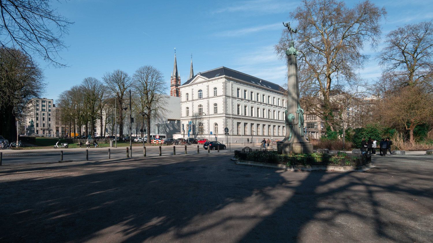 Luxueuze en energiezuinige (EPC B) totaalrenovatie met zalig parkzicht aan de Rubenslei in hartje Antwerpen + optionele parking foto 22