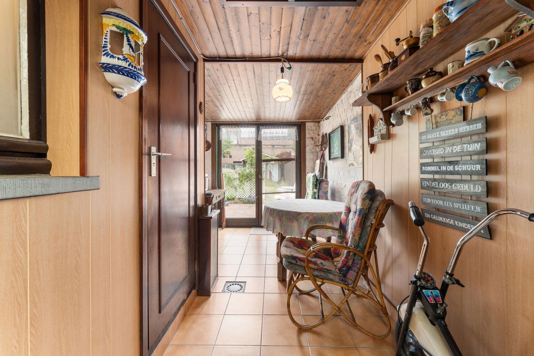 Centraal gelegen rijwoning met stadstuin foto 6