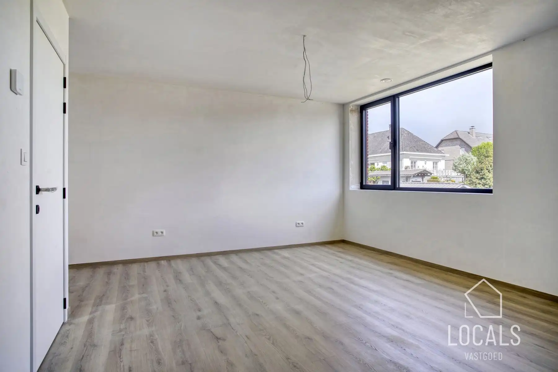 Ruime HOB met garage, tuin & 3 slaapkamers op toplocatie! foto 16