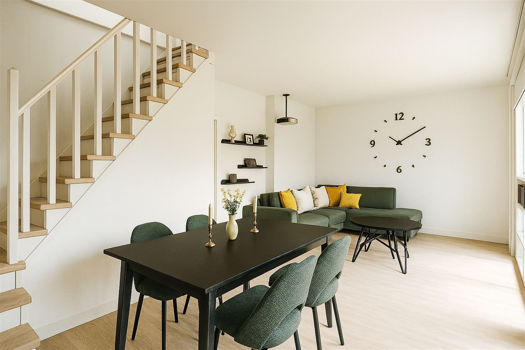RENOVATIEPROJECT MET POTENTIEEL EN REEDS VERNIEUWDE VERDIEPING IN HARTJE KORTENAKEN foto 10