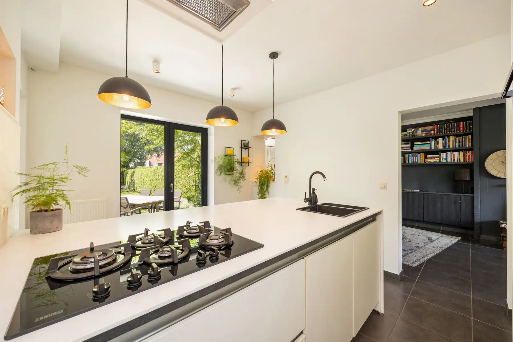 Instapklare energiezuinige h.o.b. met 4 à 5 slpks op 900m² foto 13