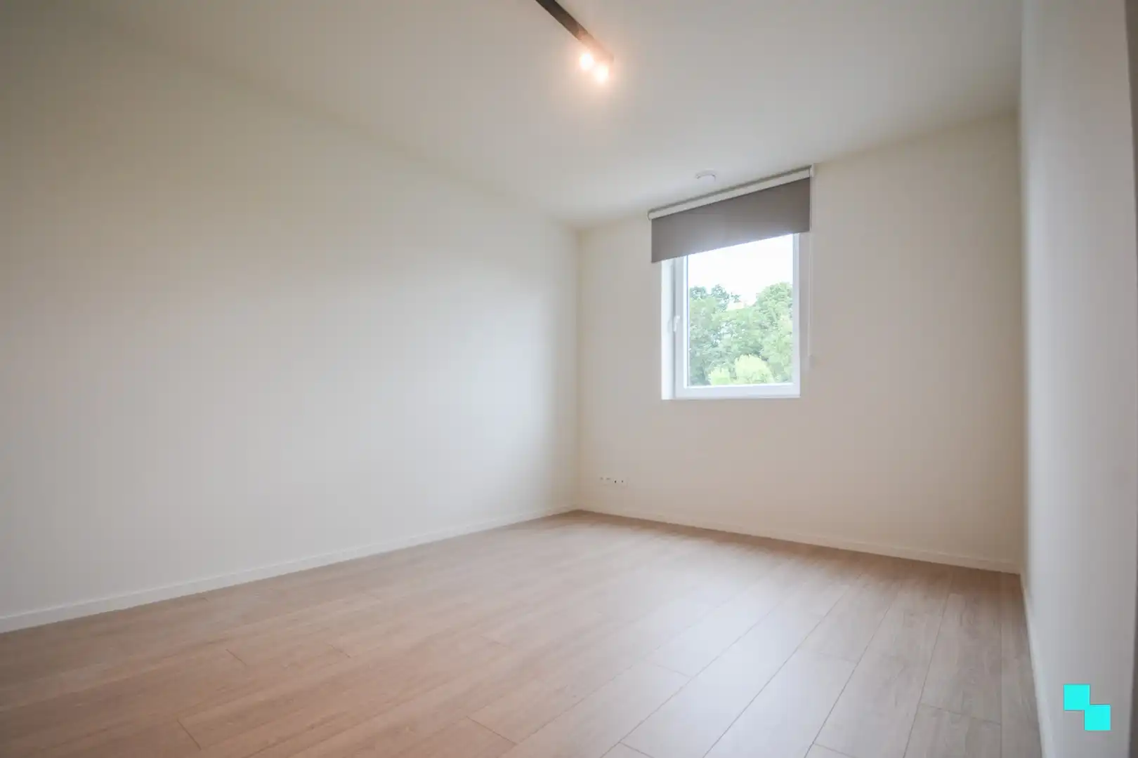 Volledig afgewerkte nieuwbouwwoning met carport te Sleihage foto 14