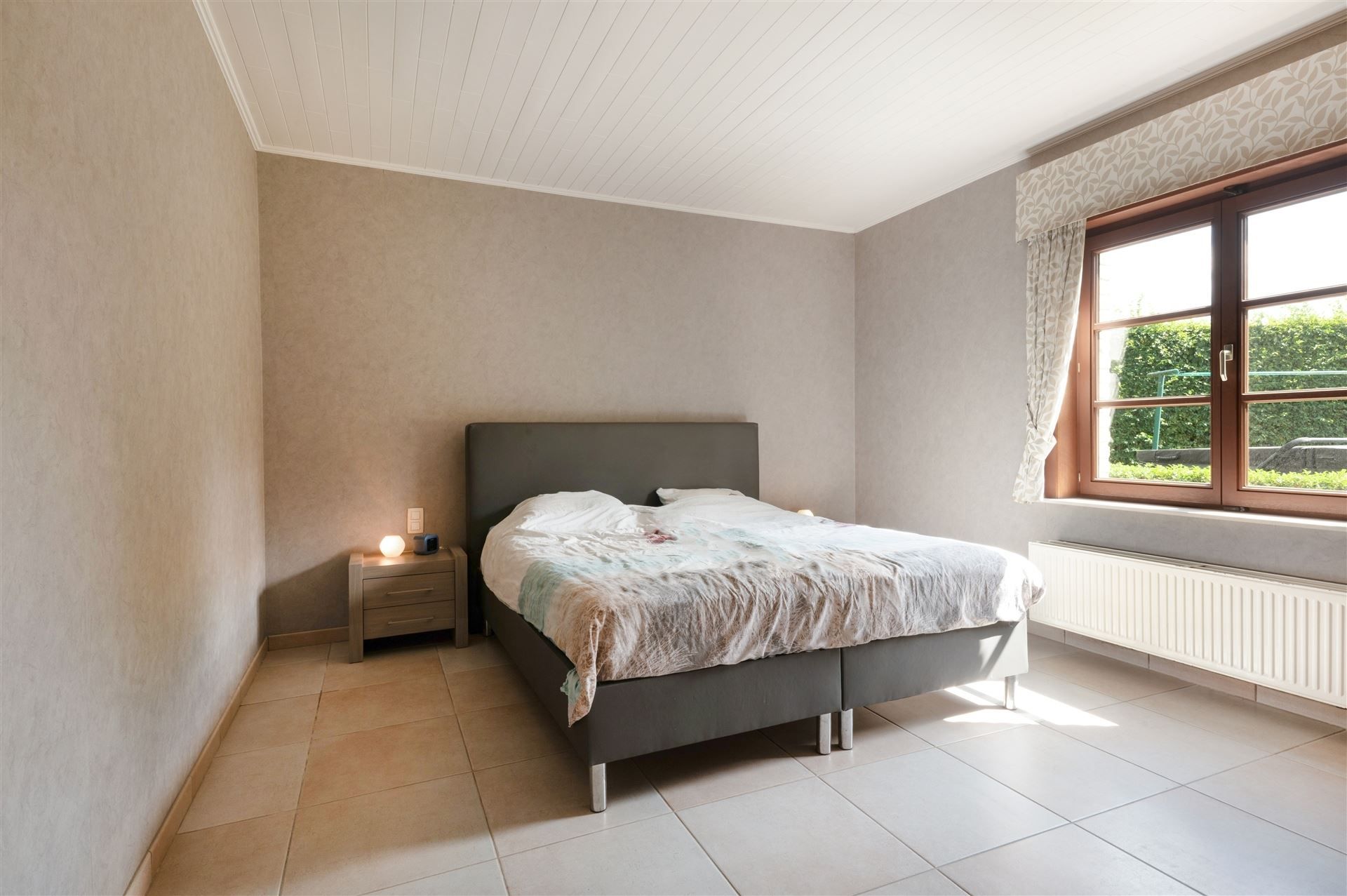 Exclusieve villa met tuin & zonneterras, omgeven door groen foto 10