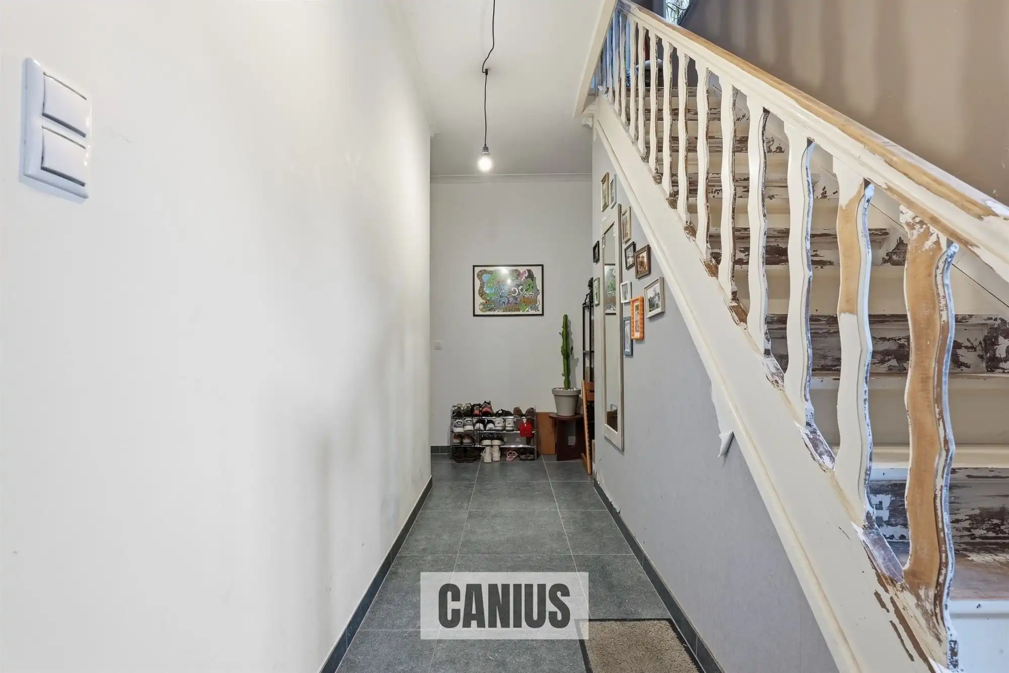 CHARMANTE, GERENOVEERDE WONING MET 2 SLPK foto 10
