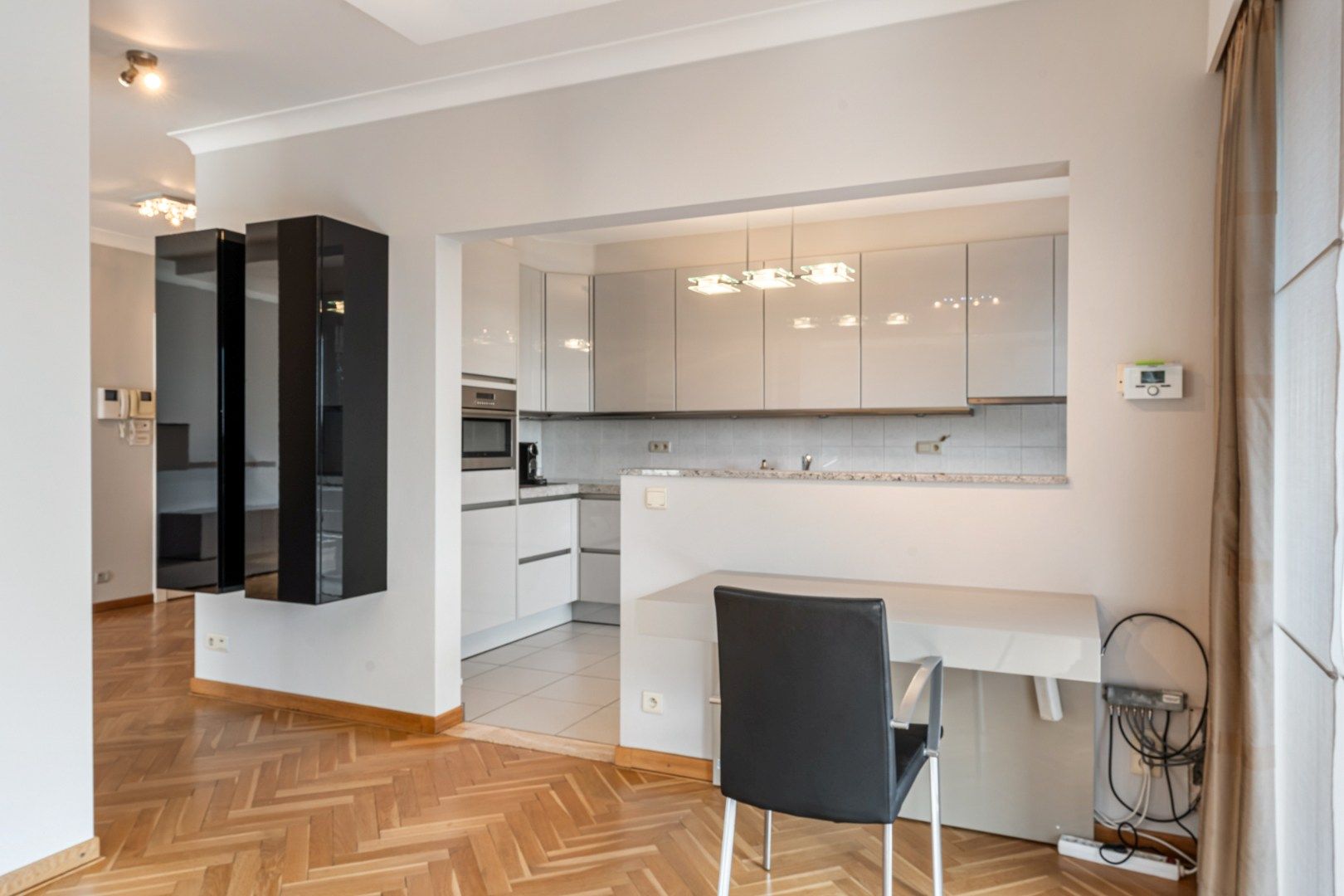 2 slpk appartement, 126 m², terras, autostaanplaats, kelderberging foto 6