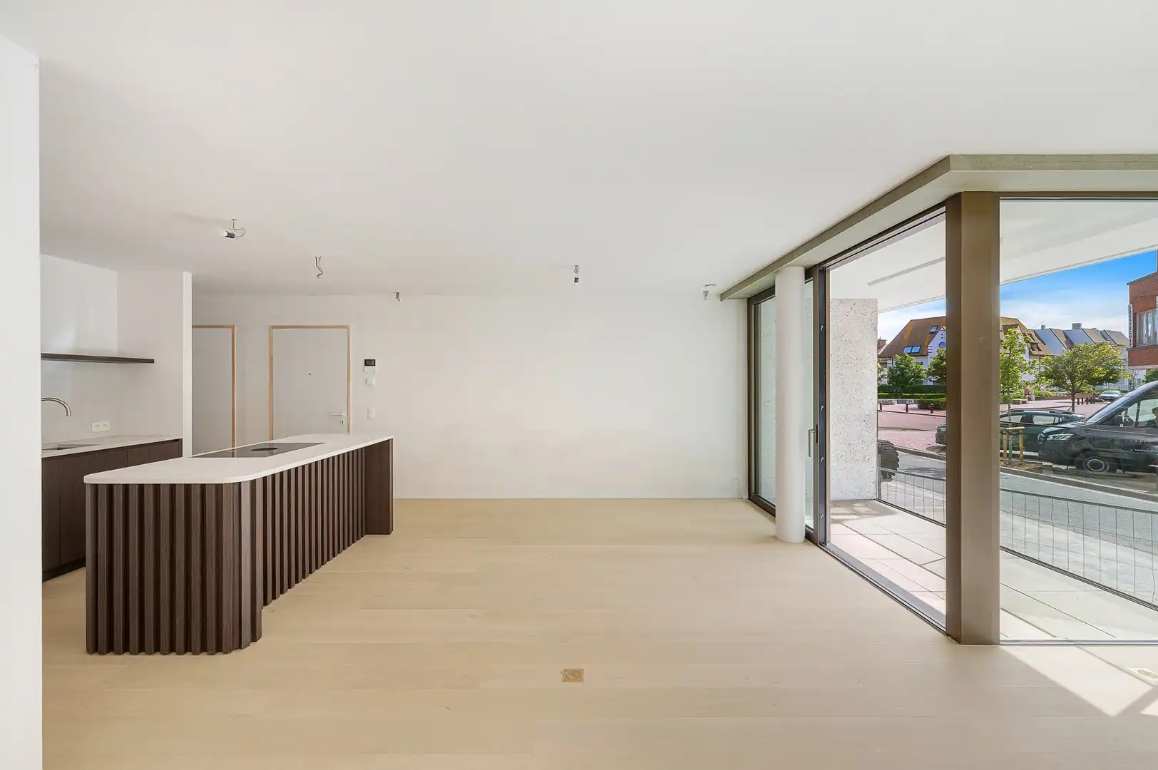 Prachtig nieuwbouwappartement met 2 slaapkamers gelegen op de gelijkvloerse verdieping. foto 2