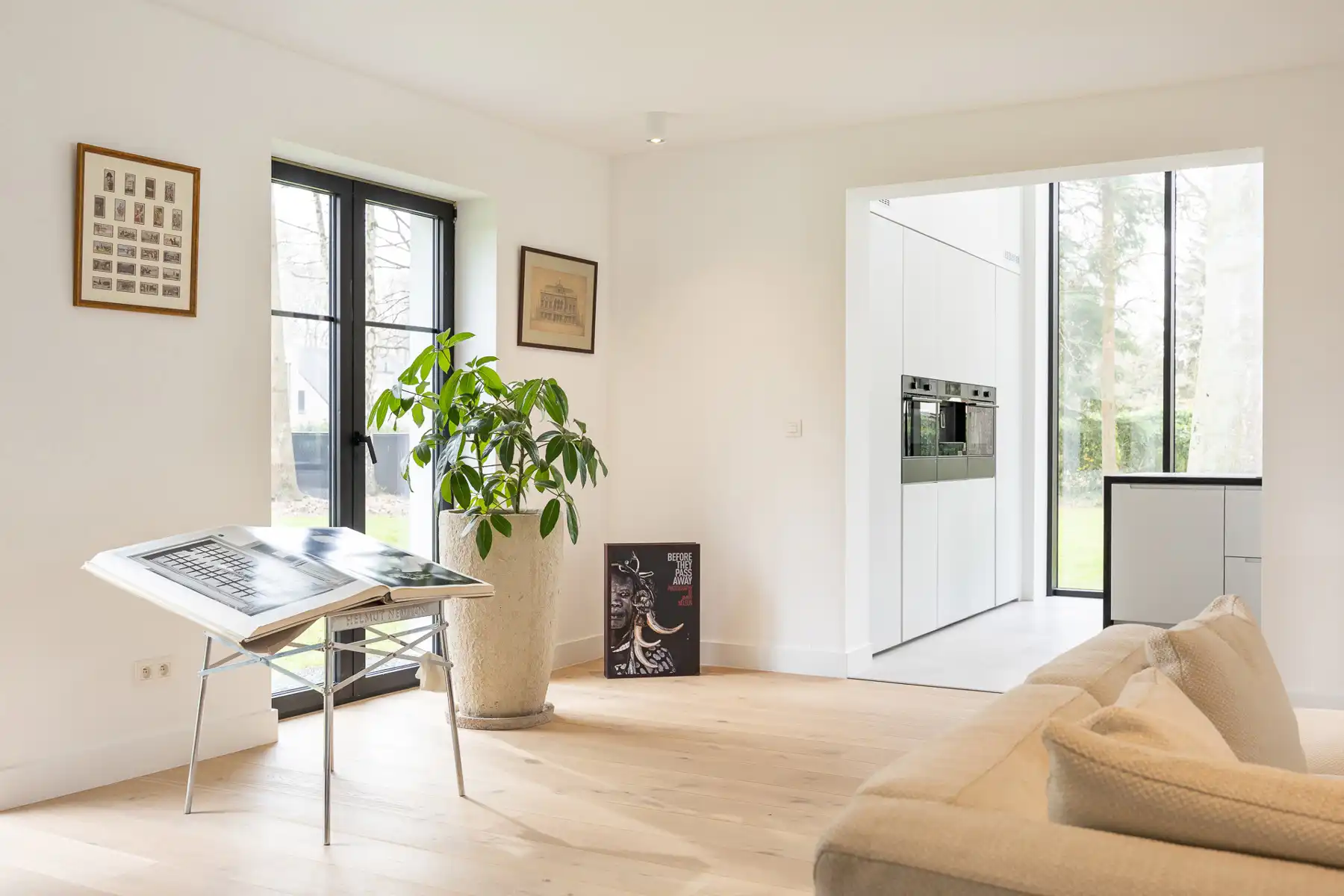 Luxueuze vernieuwbouwvilla met high-end afwerking foto 10