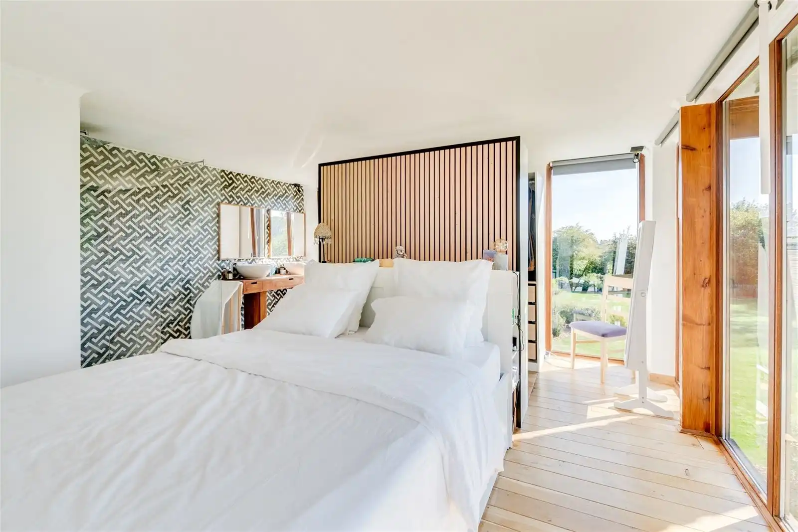 maison unique, où l’habitat et le calme se rejoignent parfaitement foto 13