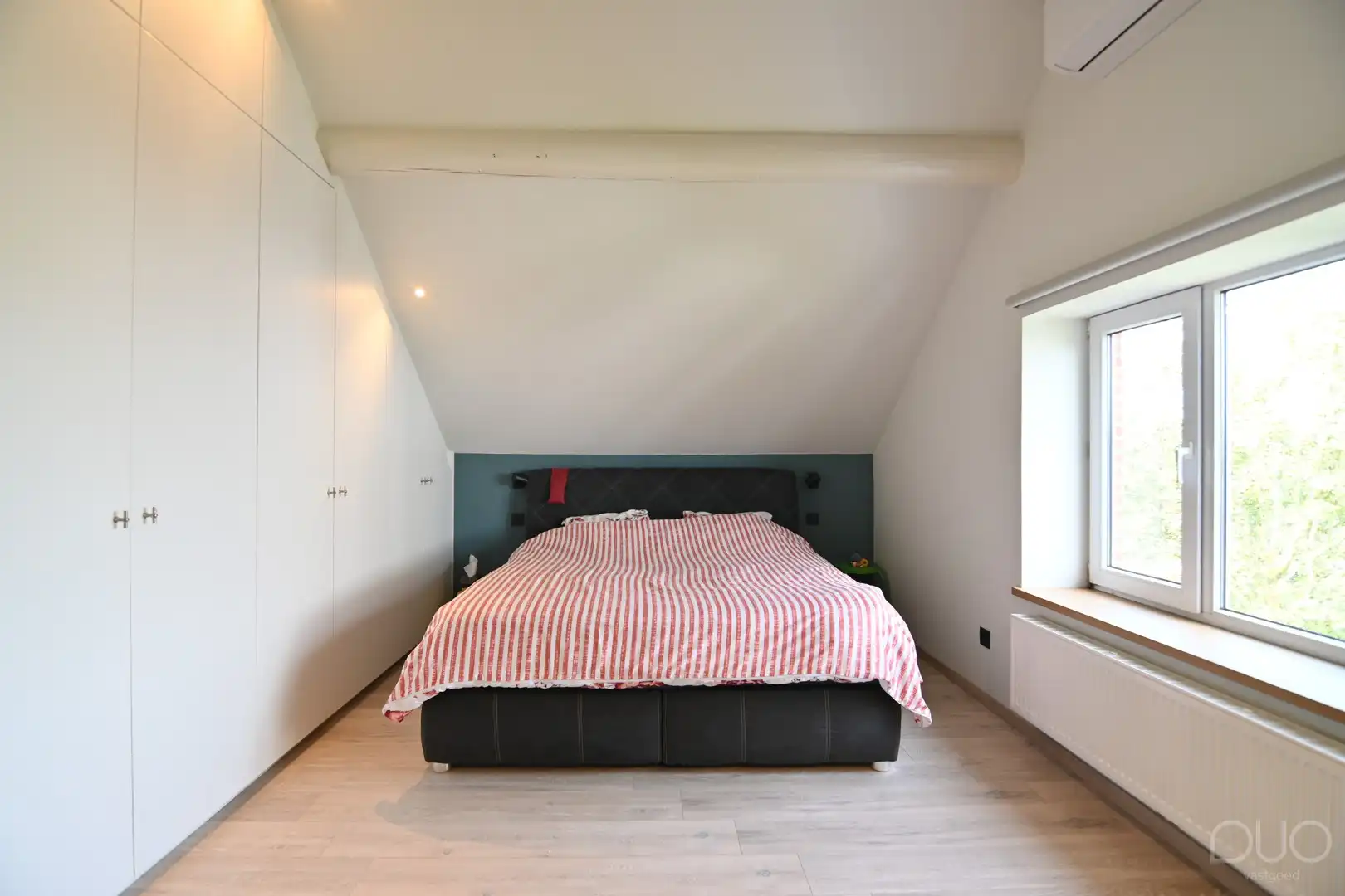 Landelijk genieten op een toplocatie in Haspengouw, recentelijk gerenoveerd en instapklaar! foto 23