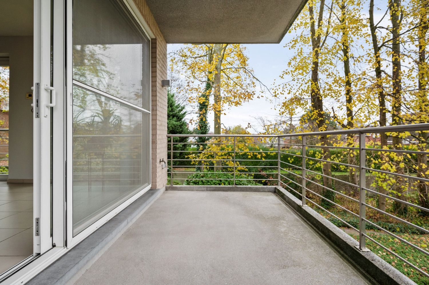 RUIM APP. IN PARKDOMEIN MET 3 SLK, 2 BADK. EN TERRAS! foto 10