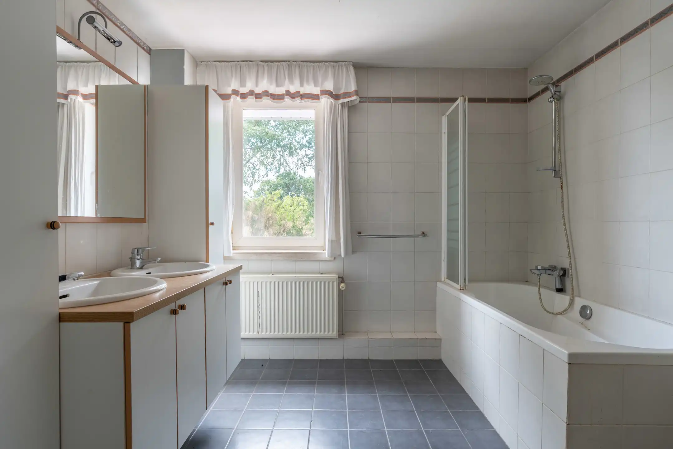 Op te frissen 2slpk-woning op gunstige locatie te Turnhout foto 18