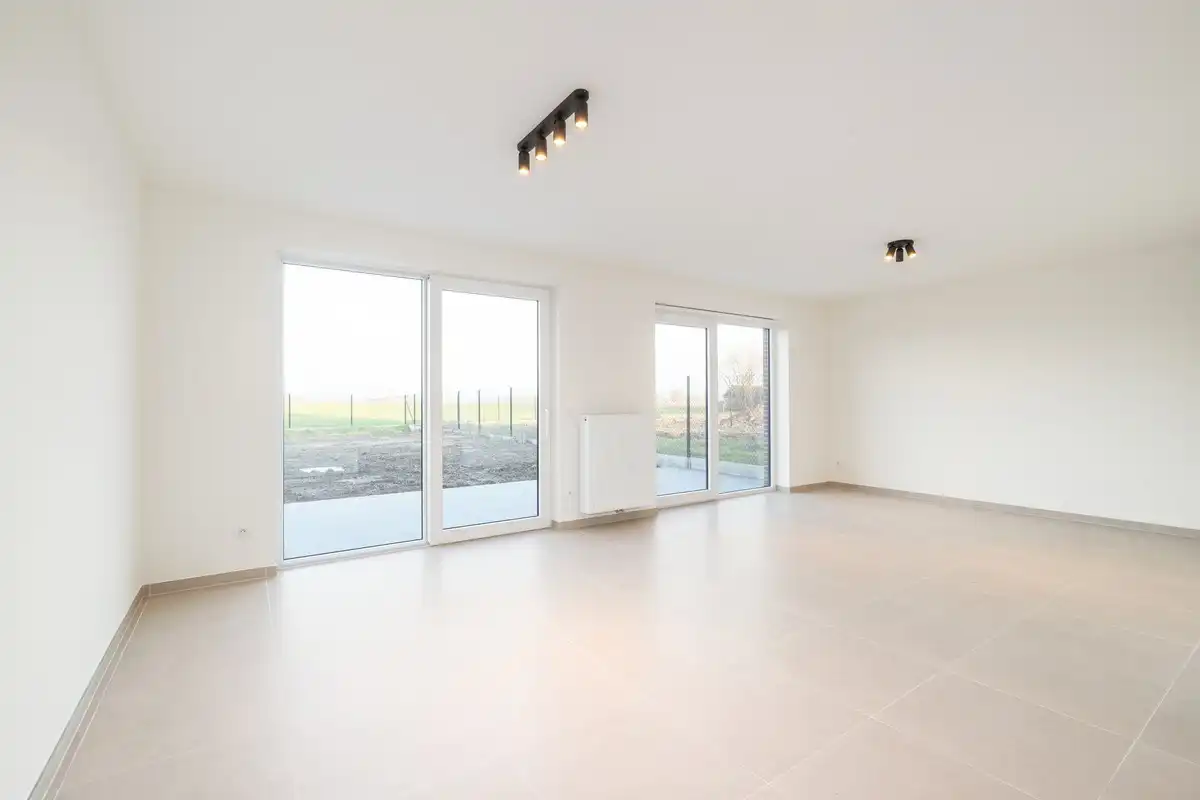 2 nouvelles maisons avec garage à Saint-Léger foto 3