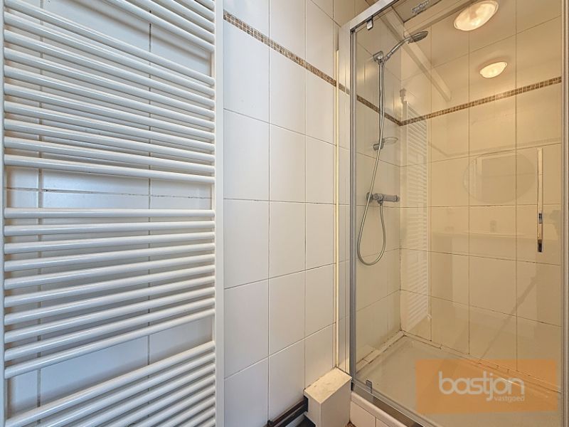 Rustig, centraal gelegen appartement. foto 6