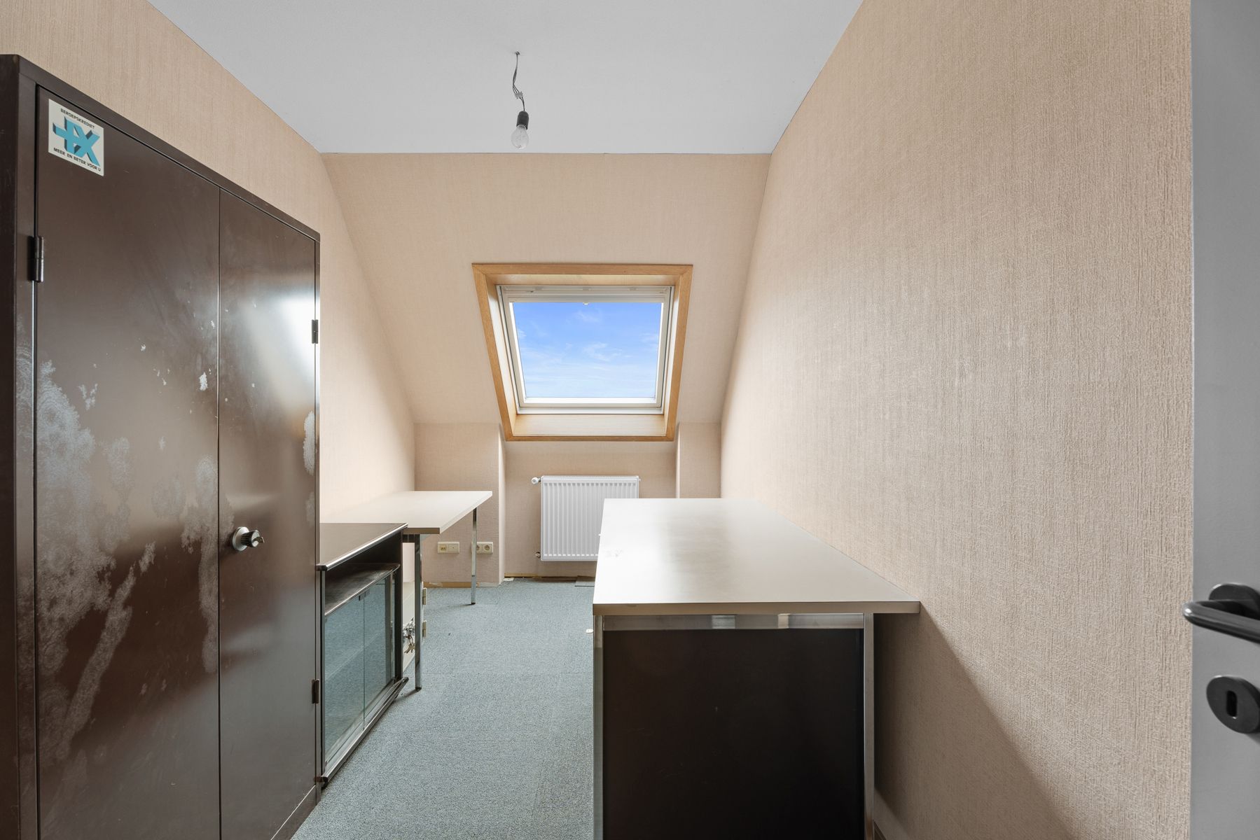 Unieke woning met een openzicht te Knesselare! foto 14