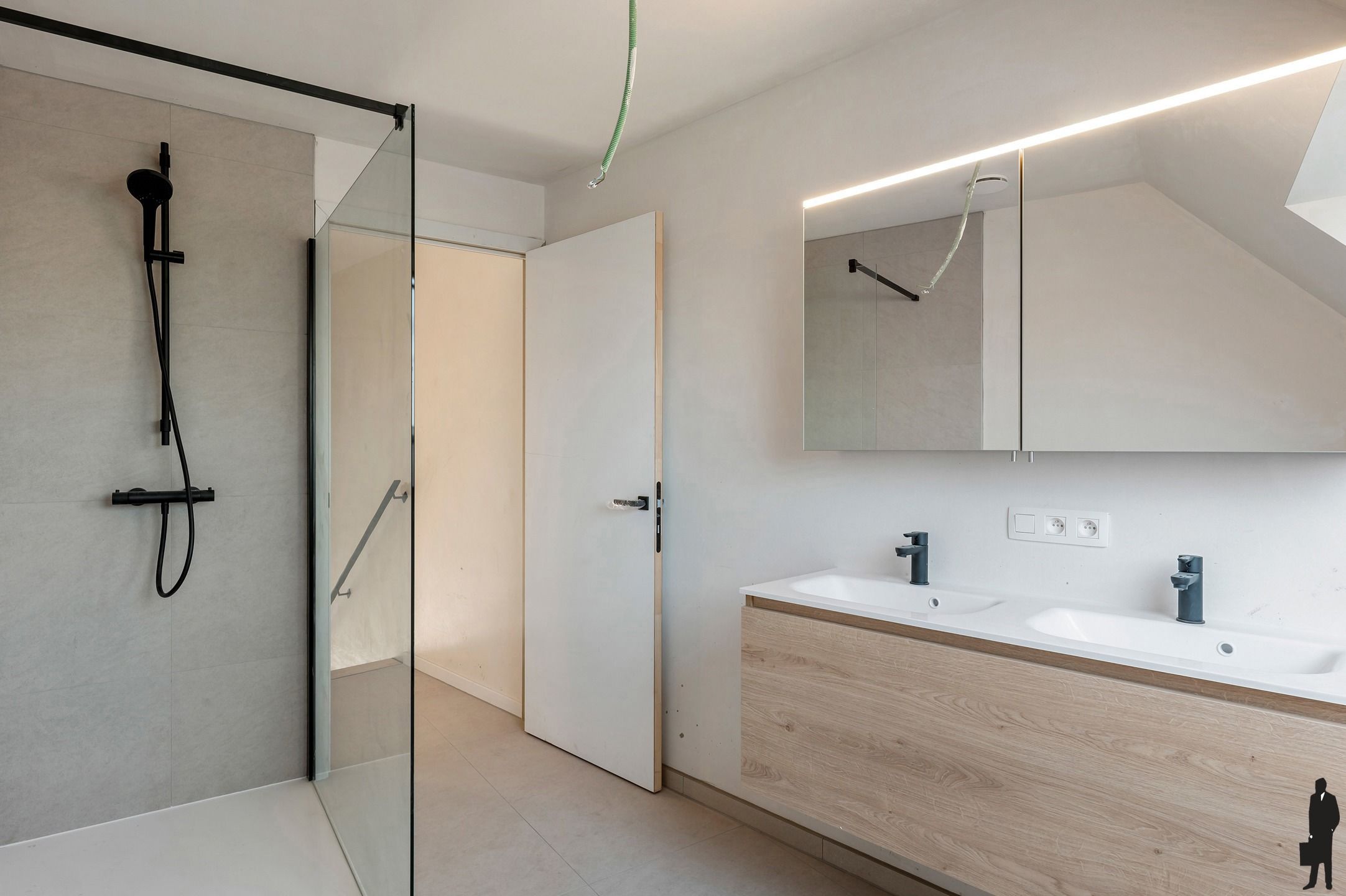 Schitterend nieuwbouw duplexappartement in centrum Brecht foto 14
