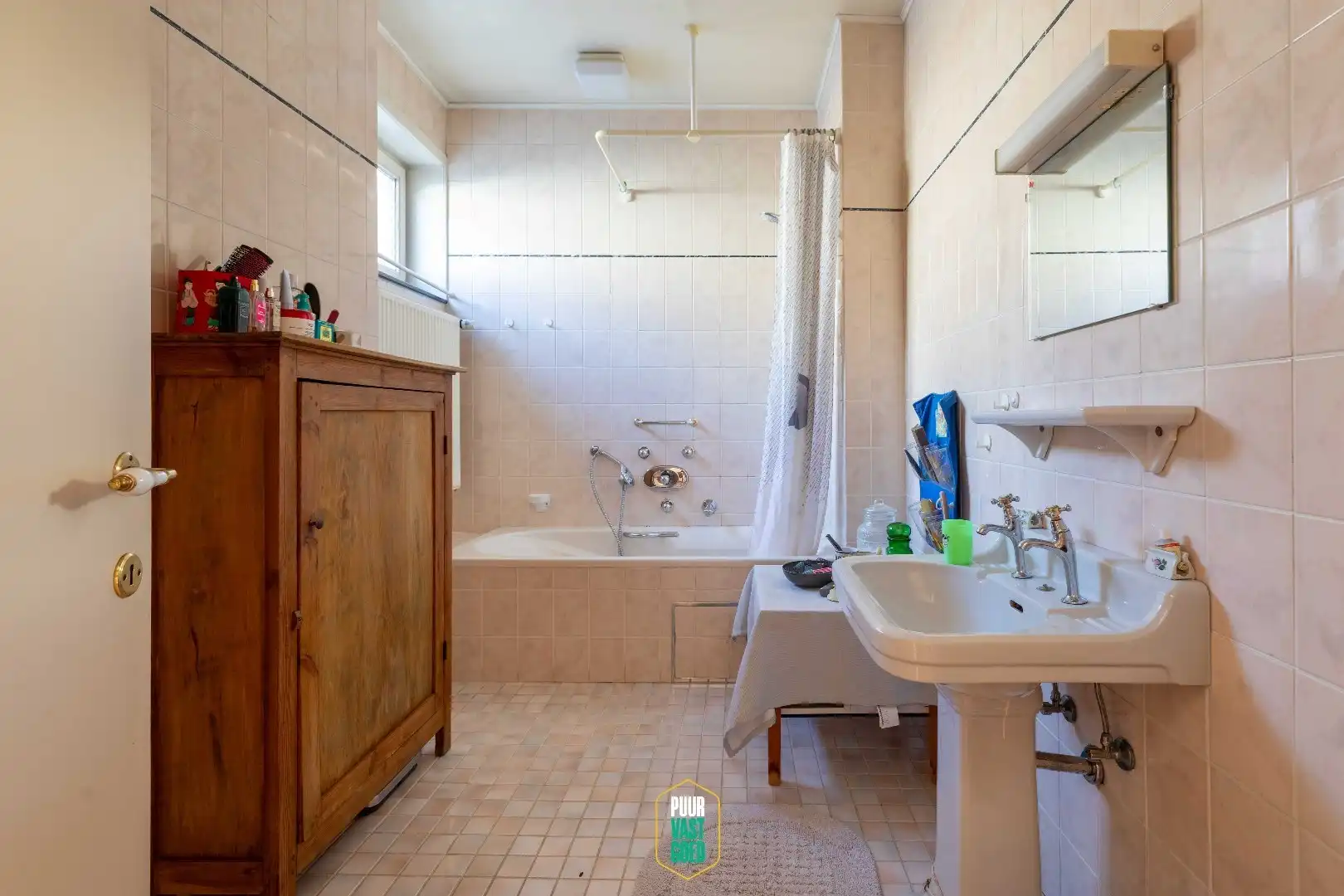 Te huur voor korte duur – Karaktervolle historische woning in hartje Brugge foto 19