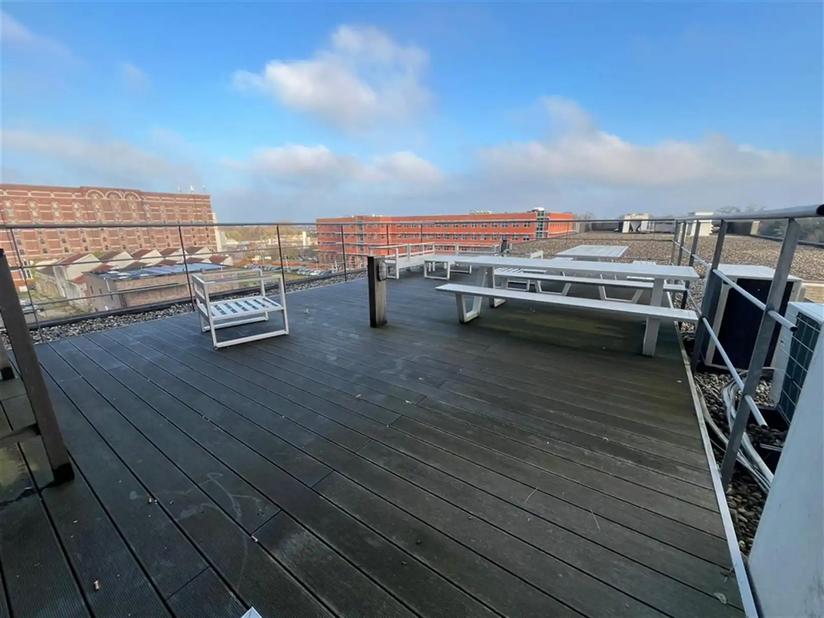 Kantoorgebouw foto 12