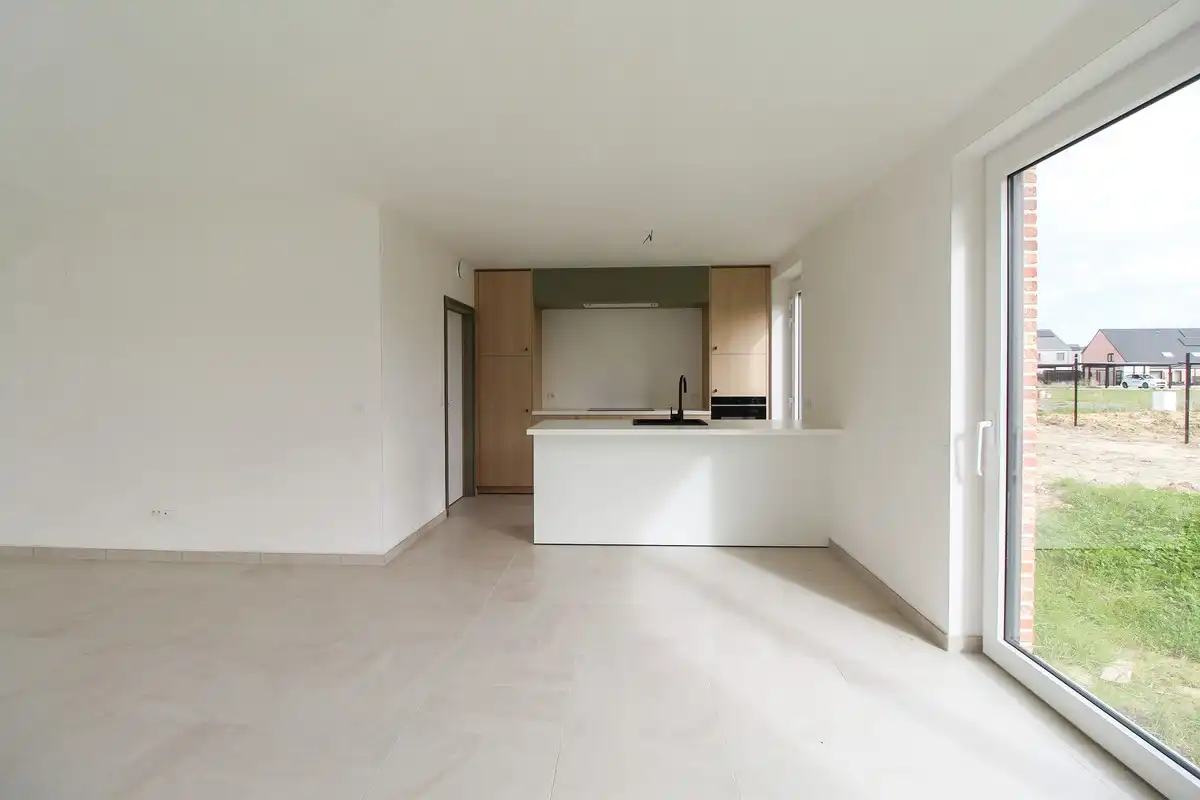 Lichtrijke landelijke nieuwbouwwoningen te Roeselare foto 3