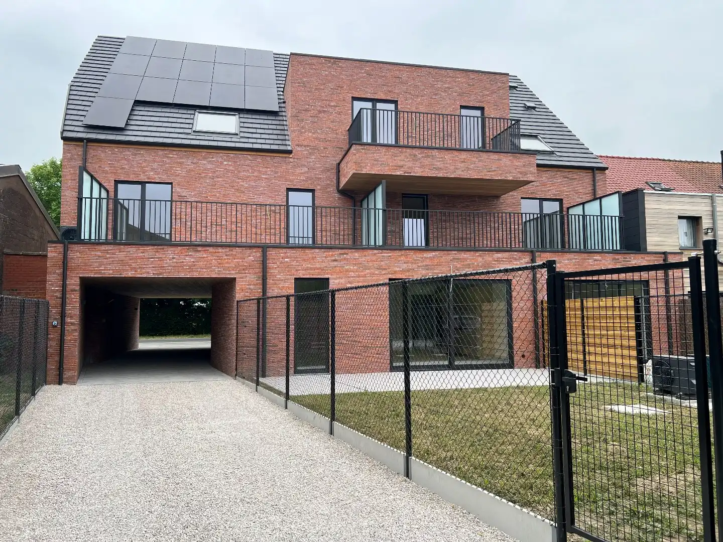 Nieuwbouwappartement met 2 slaapkamers en 2 terrassen te Ieper foto 18