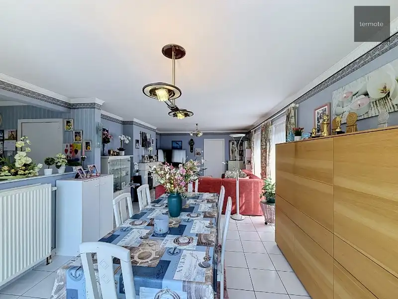 Woning - HOB foto 8