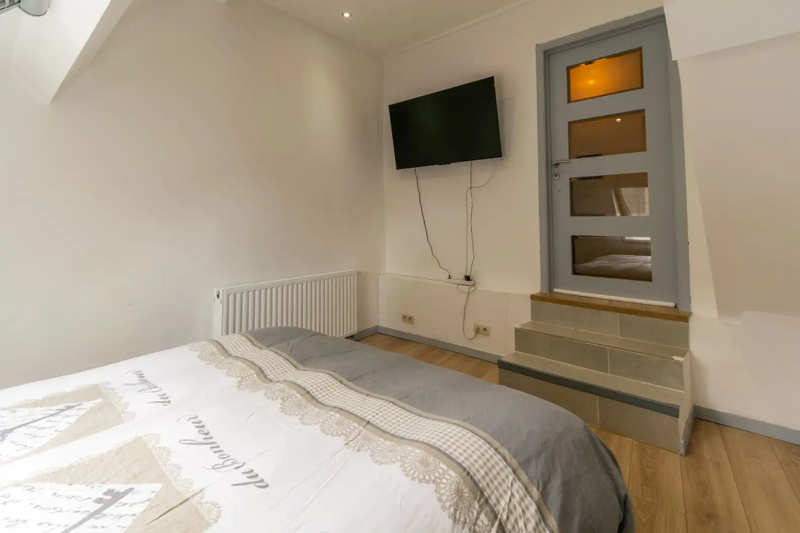 GERENOVEERDE WONING (EPC: B) MET 3 SLP + 2BDK ! foto 13