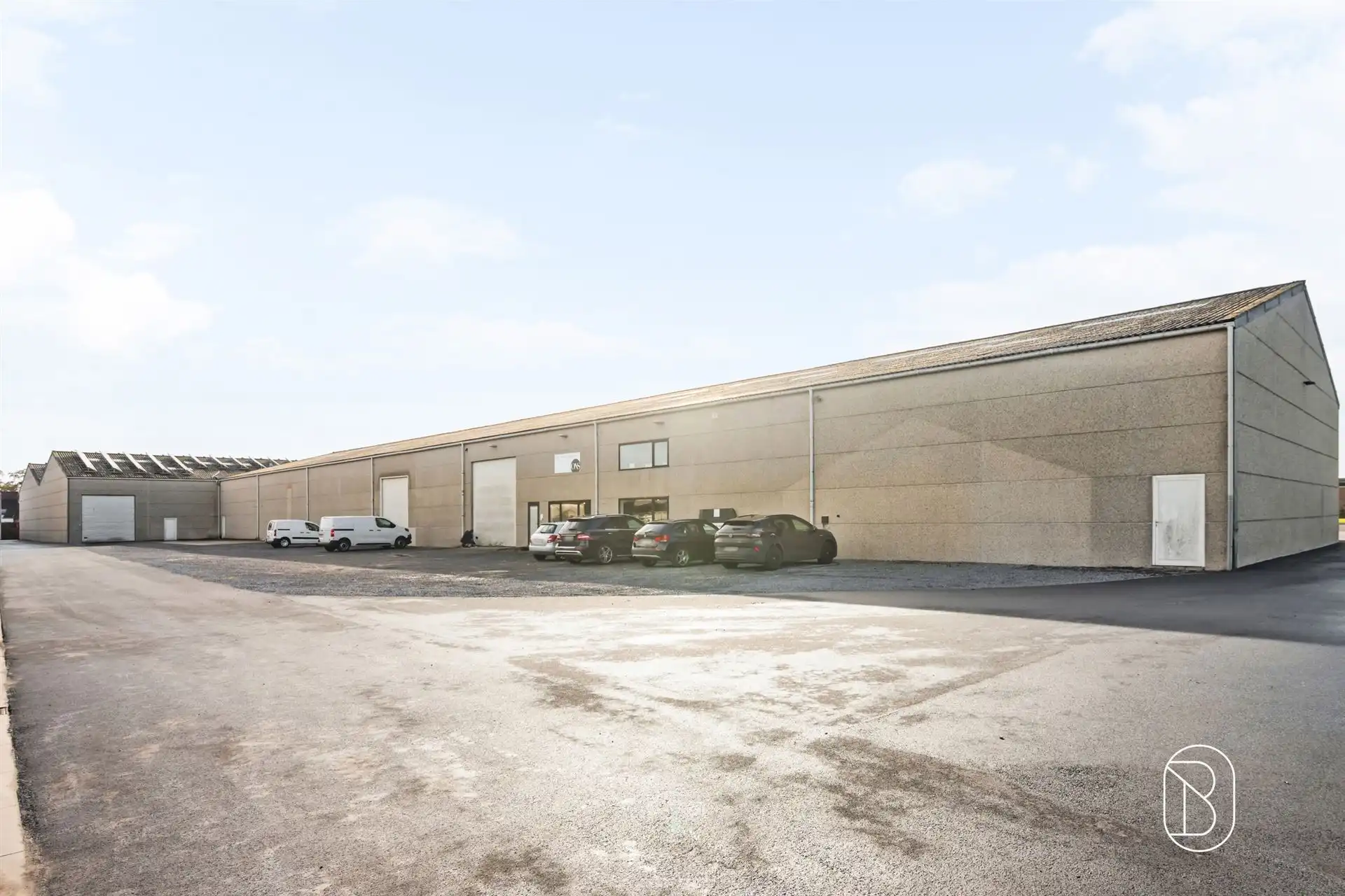 Multifunctioneel bedrijfsgebouw te koop in Kuurne foto 7