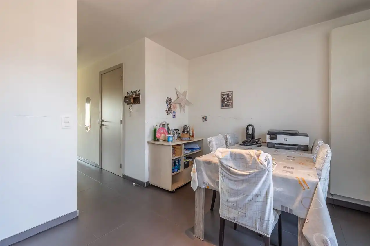 Duplex met groot terras en autostaanplaats nabij station foto 7