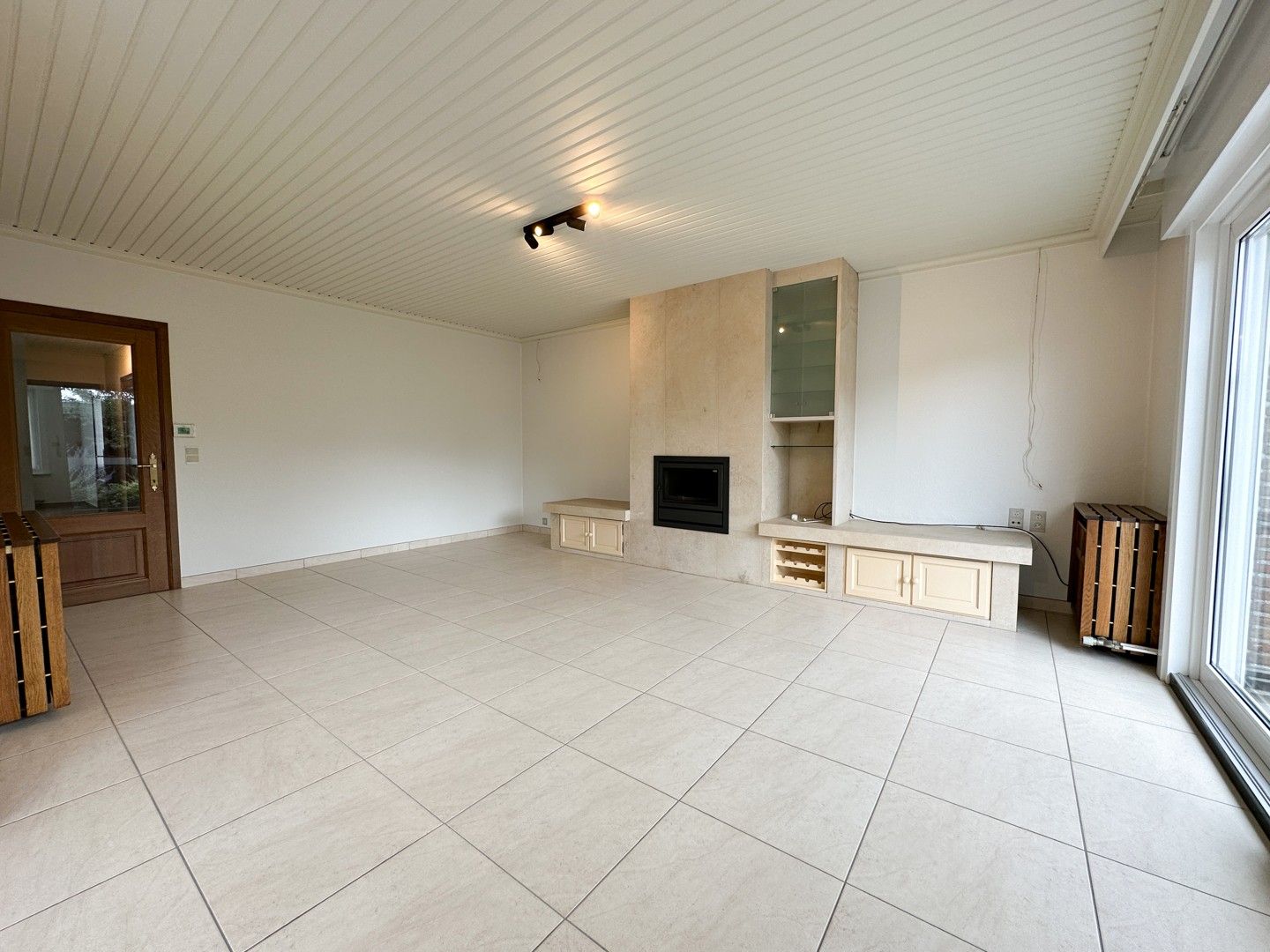 Charmante bungalow met 3 slaapkamers op toplocatie in Tielt! foto 2