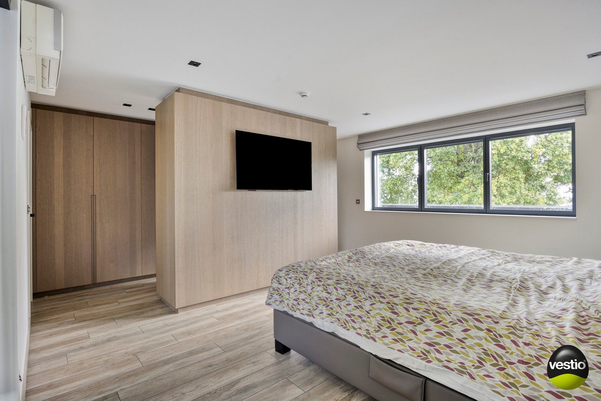 Luxueuze open bebouwing op mooi perceel van ca. 30 are. foto 16